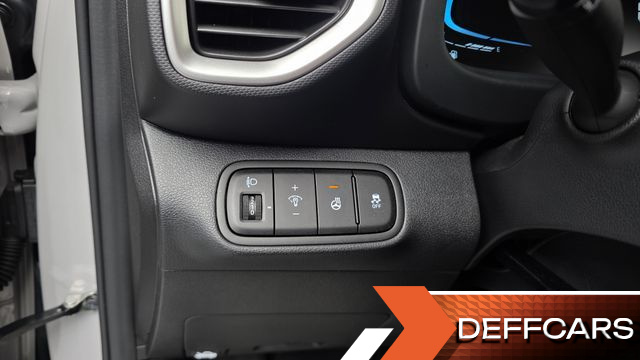 Hyundai VENUE 1,6 Premium купить на сайте DeffCars