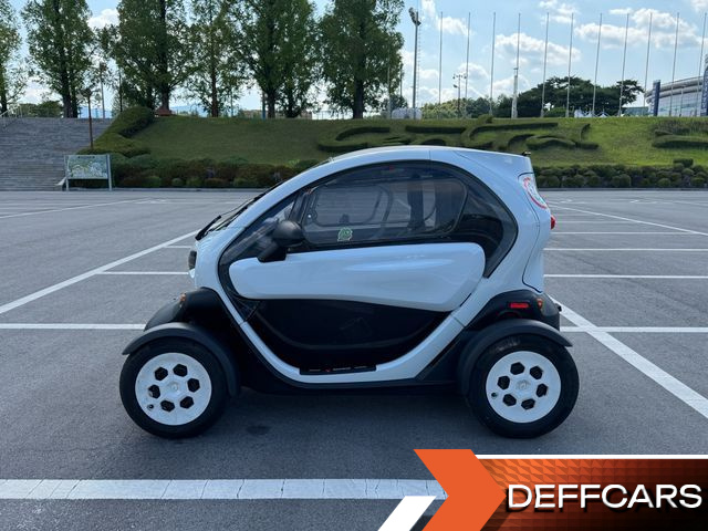Renault-KoreaSamsung TWIZY Cargo(1-seater+Trunk) купить на сайте DeffCars