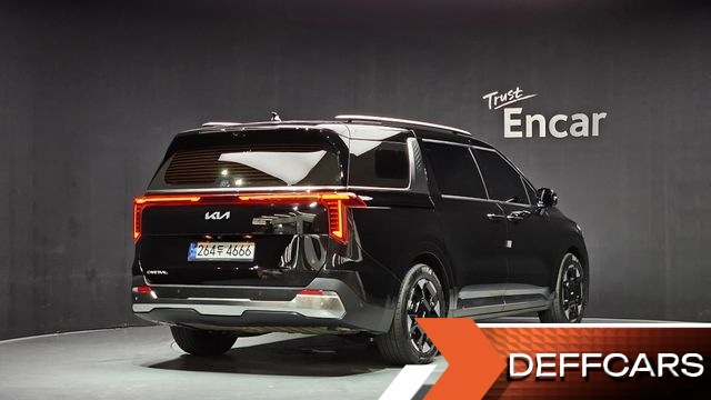 Kia CARNIVAL 9-Seater Signature купить на сайте DeffCars