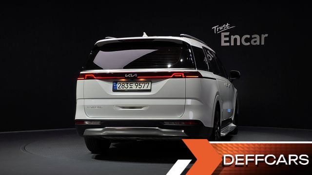 Kia CARNIVAL 9-Seater Signature купить на сайте DeffCars