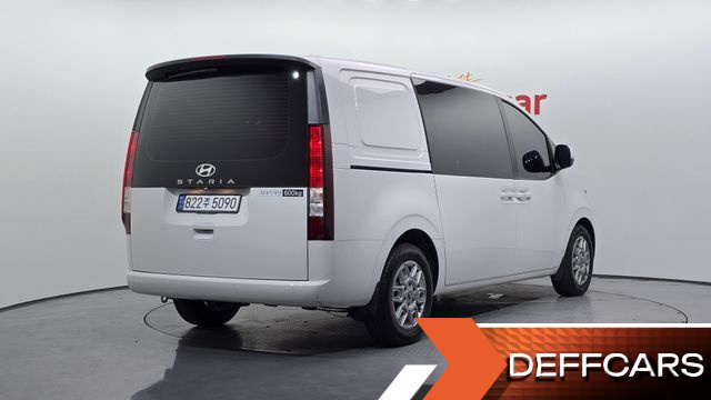 Hyundai STARIA L3.5 Cargo 5-Seater Modern купить на сайте DeffCars