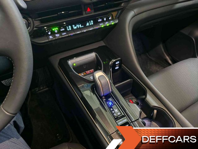 Toyota CROWN 2.4 4WD Dual Boost HYbrid купить на сайте DeffCars