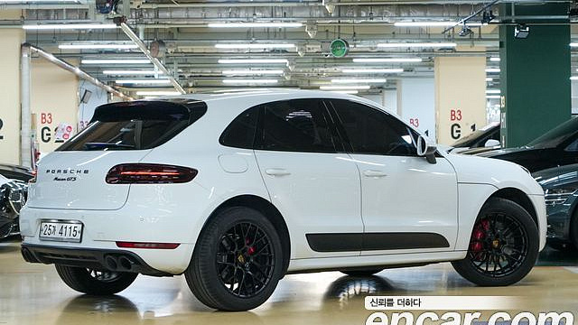 Porsche MACAN 3.0 GTS 95B купить на сайте DeffCars