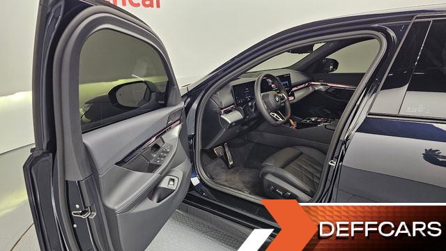 BMW 5-SERIES 520i M Sport купить на сайте DeffCars