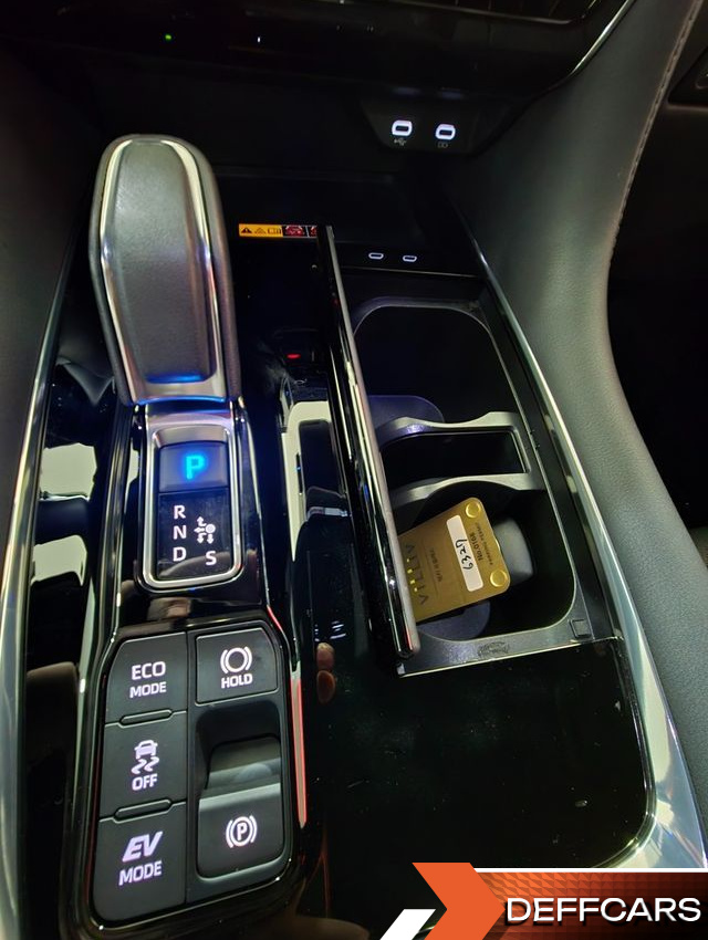 Toyota ALPHARD 2.5 HEV Executive AWD купить на сайте DeffCars