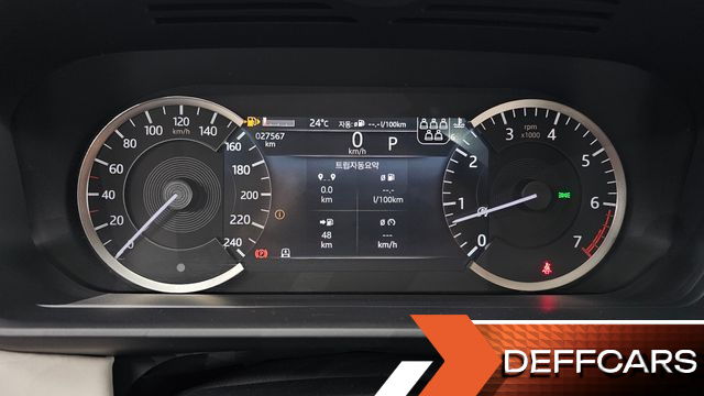Land Rover DISCOVERY 2.0 P300 SE купить на сайте DeffCars