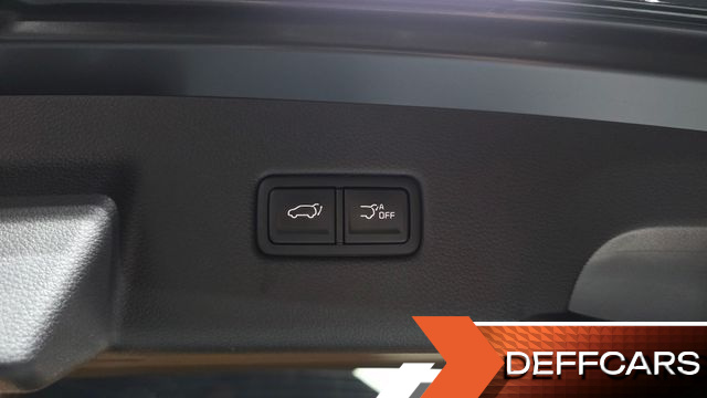 Kia CARNIVAL 9-Seater Signature купить на сайте DeffCars