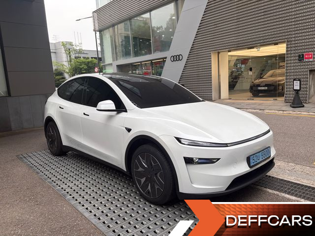 Tesla MODEL Y L Long Range AWD купить на сайте DeffCars