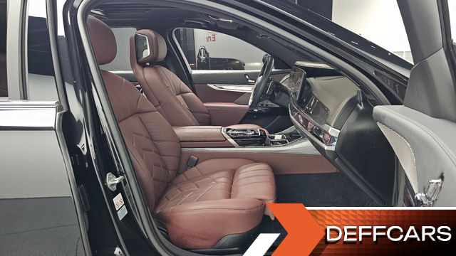 BMW 7-SERIES 740i xDrive M Sport купить на сайте DeffCars