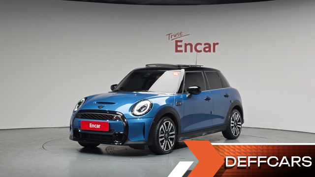 Mini COOPER 5Door Classic Third Generation купить на сайте DeffCars