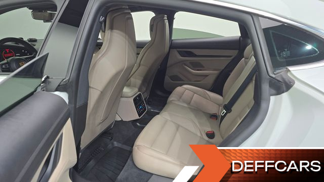 Porsche TAYCAN 4S купить на сайте DeffCars