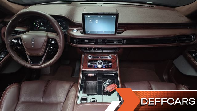 Lincoln AVIATOR 3.0 Black Label AWD купить на сайте DeffCars