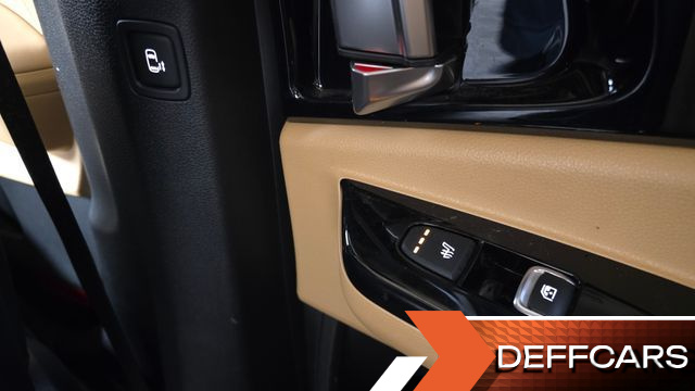 Kia CARNIVAL Gasoline 9-Seater Signature купить на сайте DeffCars