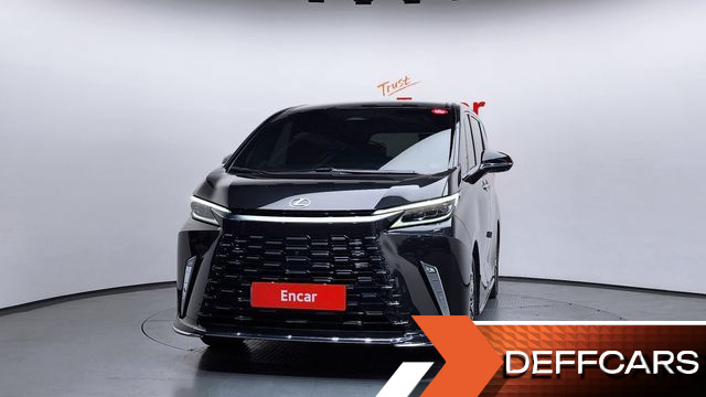 Lexus LM 500h Executive купить на сайте DeffCars