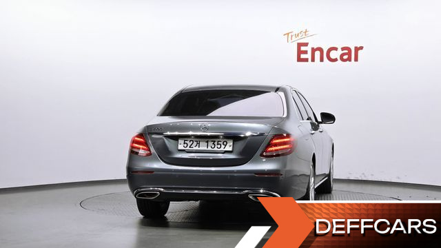 Mercedes E-CLASS E200 Avantgarde купить на сайте DeffCars