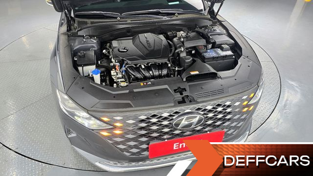 Hyundai GRANDEUR 2.5 Calligraphy купить на сайте DeffCars