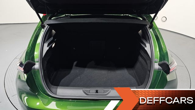 Peugeot 308 1.5 BlueHDi Allure купить на сайте DeffCars