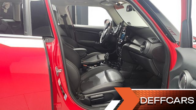 Mini COOPER 5Door Standard 3rd купить на сайте DeffCars