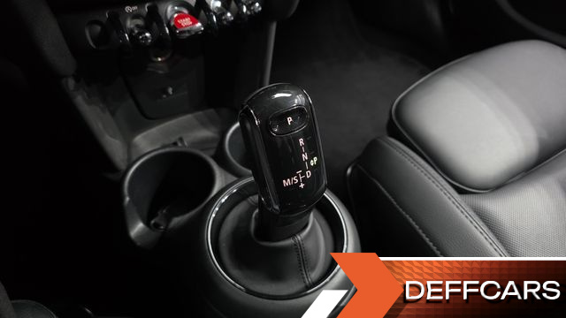 Mini COOPER 5Door Standard 3rd купить на сайте DeffCars