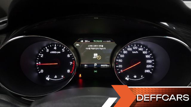 Kia CARNIVAL Gasoline 9-Seater Noblesse Special купить на сайте DeffCars