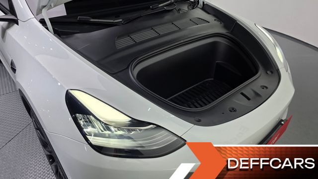 Tesla MODEL Y Long Range AWD купить на сайте DeffCars