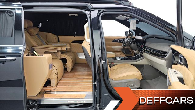 Kia CARNIVAL Gasoline 9-Seater Signature купить на сайте DeffCars