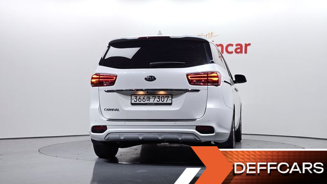 Kia CARNIVAL 9-Seater Prstige купить на сайте DeffCars