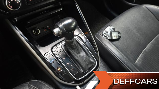 Kia CARENS 2.0 LPI Prestige купить на сайте DeffCars