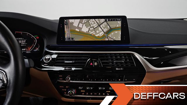 BMW 5-SERIES 520i Luxury купить на сайте DeffCars