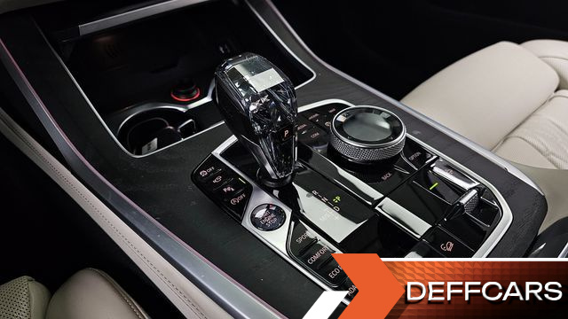 BMW X7 xDrive 40i Design Pure Excellence 6-Seater купить на сайте DeffCars