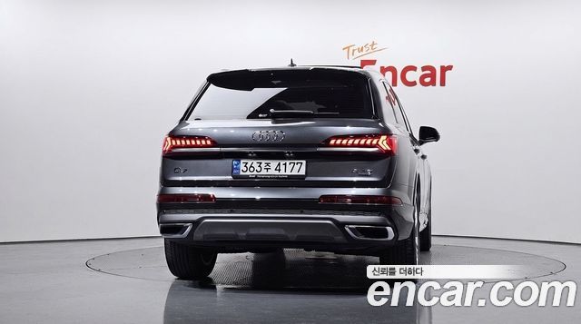 Audi Q7 45 TDI Quattro Premium купить на сайте DeffCars