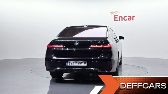 BMW 7-SERIES 740i sDrive M Sport купить на сайте DeffCars