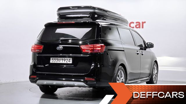 Kia CARNIVAL Gasoline 9-Seater Noblesse Special купить на сайте DeffCars