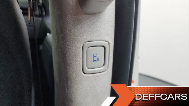 Hyundai STARIA Lounge 9-Seater Prestige купить на сайте DeffCars