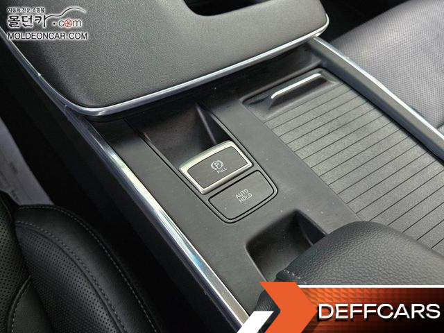 Hyundai GRANDEUR 2.5 Premium Choice купить на сайте DeffCars
