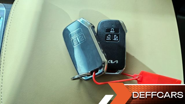 Kia CARNIVAL Gasoline 9-Seater Noblesse купить на сайте DeffCars