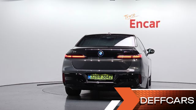 BMW I7 M70 xDrive M Performance купить на сайте DeffCars