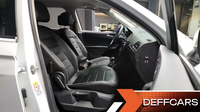Volkswagen TIGUAN 2.0 TDI Premium купить на сайте DeffCars