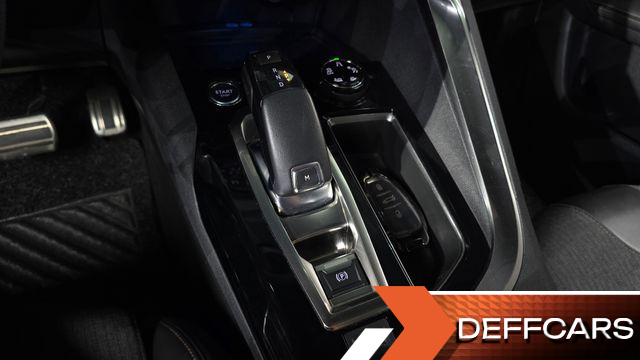 Peugeot 5008 1.5 BlueHDi GT Line купить на сайте DeffCars