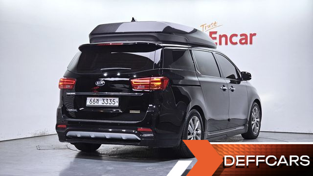 Kia CARNIVAL Gasoline 7-Seater Hi-Limousine President купить на сайте DeffCars