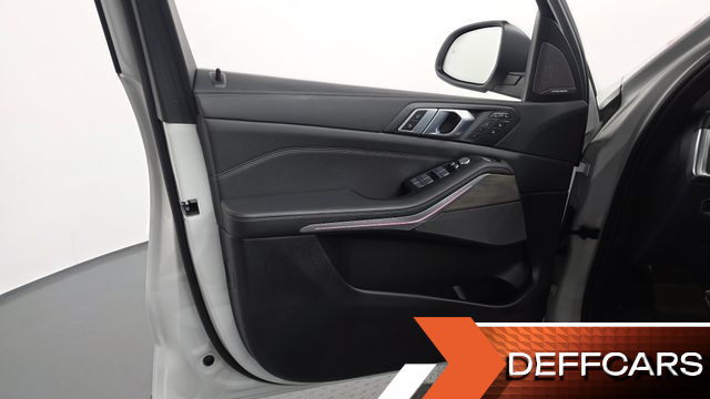 BMW X7 xDrive 40i Design Pure Excellence 6-Seater купить на сайте DeffCars