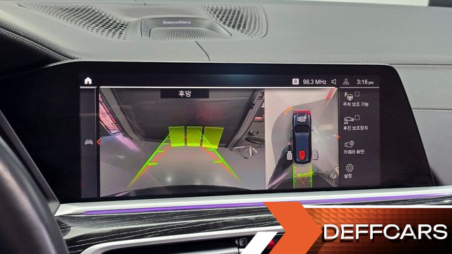 BMW X7 xDrive 40i M Sport 6STR купить на сайте DeffCars