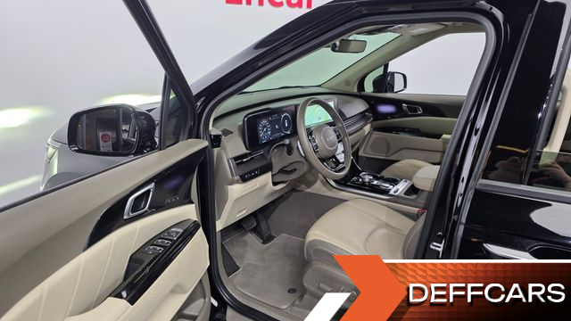Kia CARNIVAL 9-Seater Signature купить на сайте DeffCars