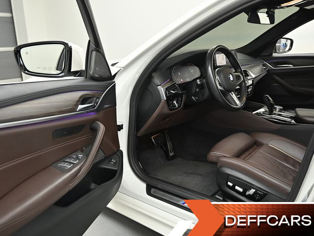 BMW 5-SERIES 520i M Sport купить на сайте DeffCars