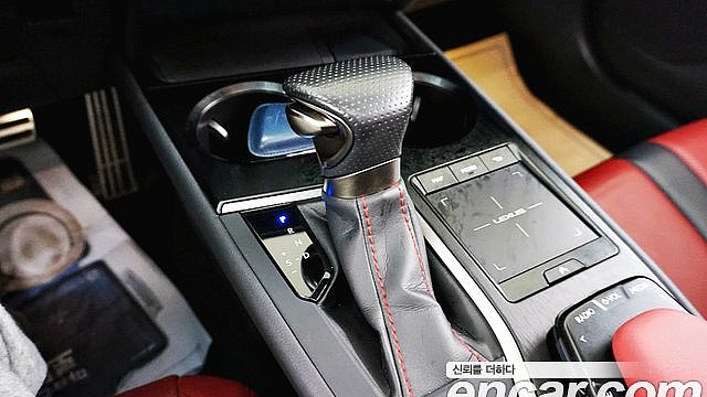 Lexus UX 2.0 F-Sport 2WD купить на сайте DeffCars