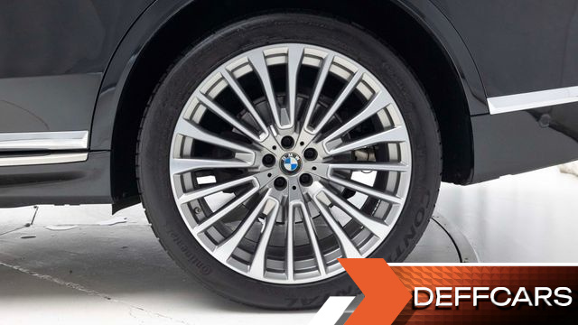 BMW X7 xDrive 40i Design Pure Excellence 6-Seater купить на сайте DeffCars