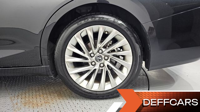 Lexus ES Luxury Plus купить на сайте DeffCars