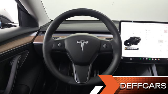 Tesla MODEL 3 Long Range AWD купить на сайте DeffCars