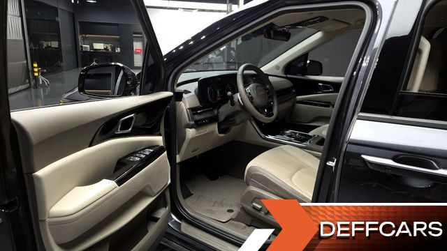 Kia CARNIVAL Gasoline 7-Seater Noblesse купить на сайте DeffCars