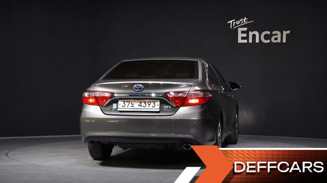 Toyota CAMRY Hybrid XLE купить на сайте DeffCars